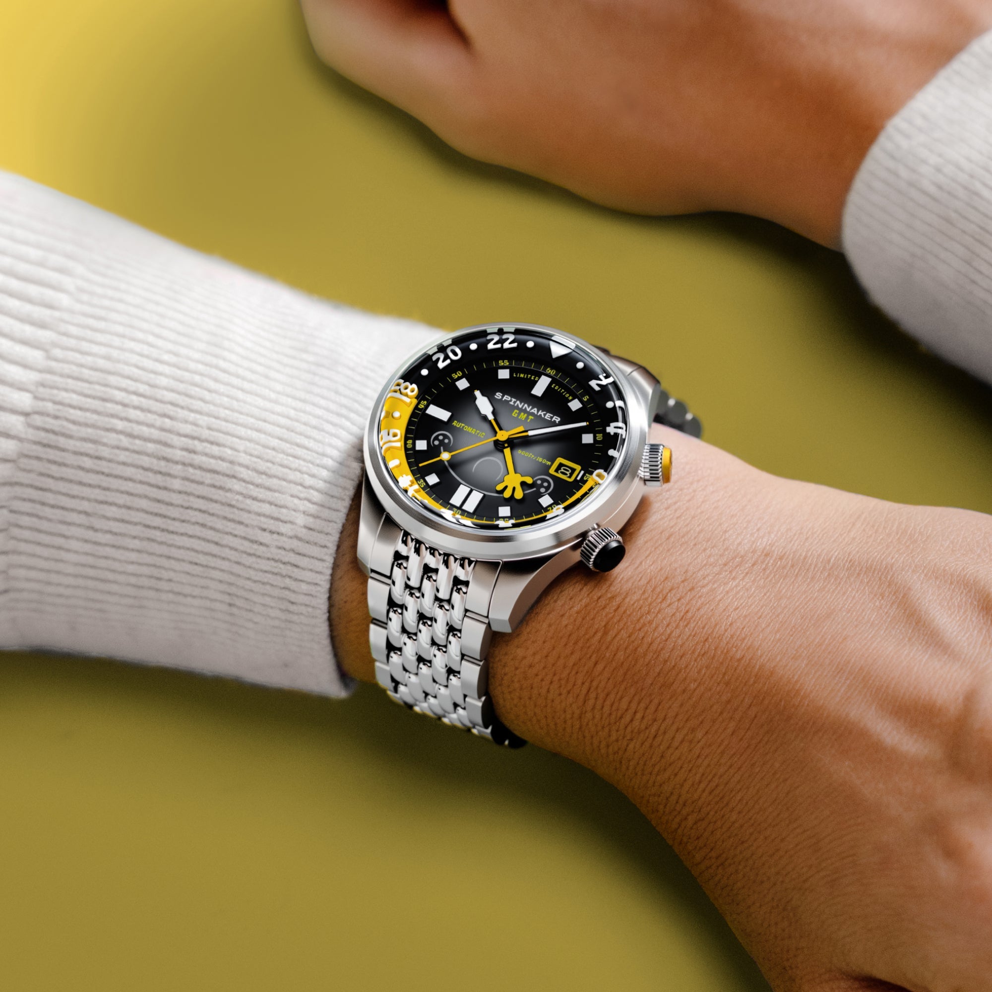 Spinnaker Bradner GMT Automatic Spongebob Squarepants Bubbly Grins Limited Edition Spongebob Yellow Men's Watch SP-5162-11