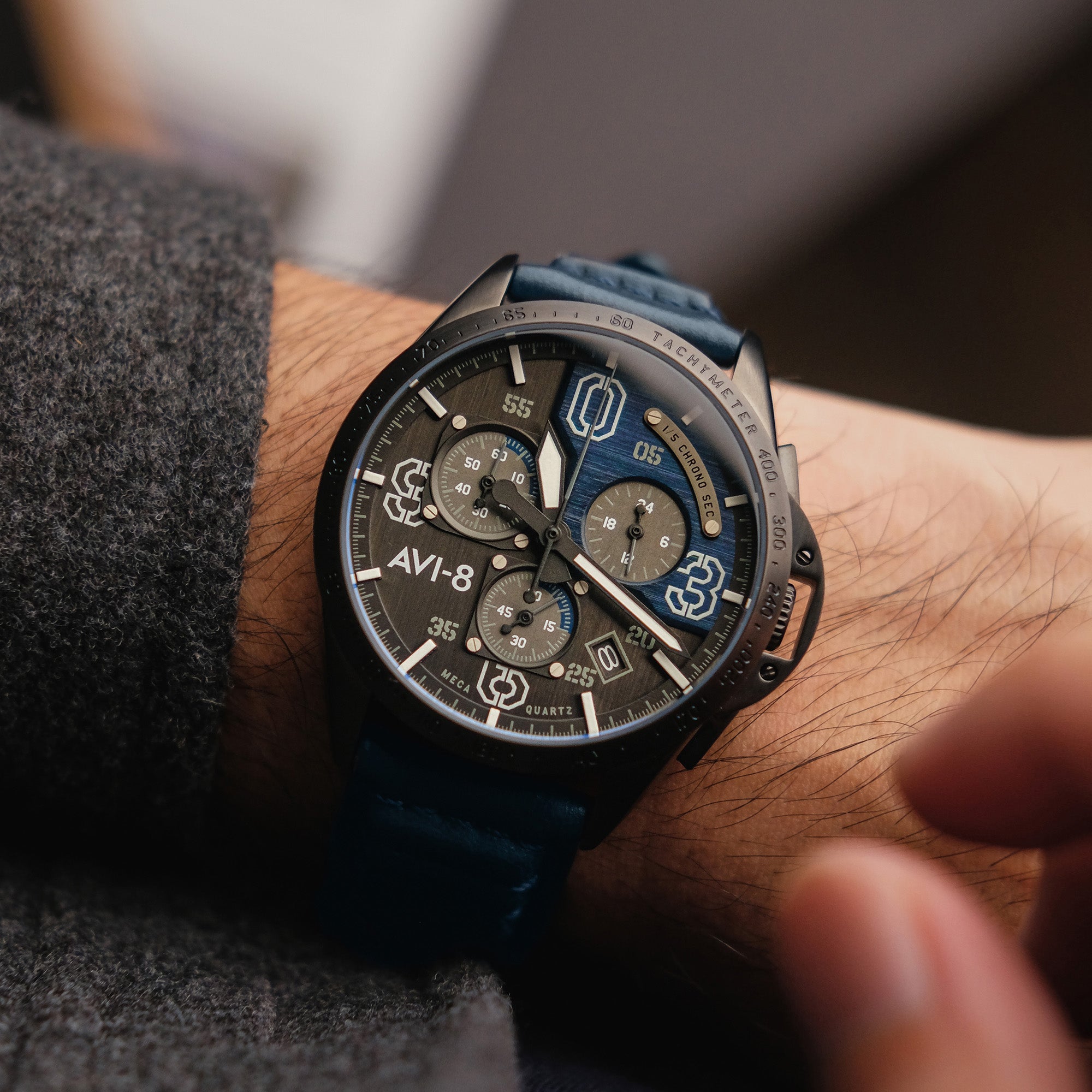 AVI-8 AVI-8 Mens P-51 Mustang Blakeslee Chronograph Air Blue Japanese Meca-Quartz Pilot Watch AV-4077-04