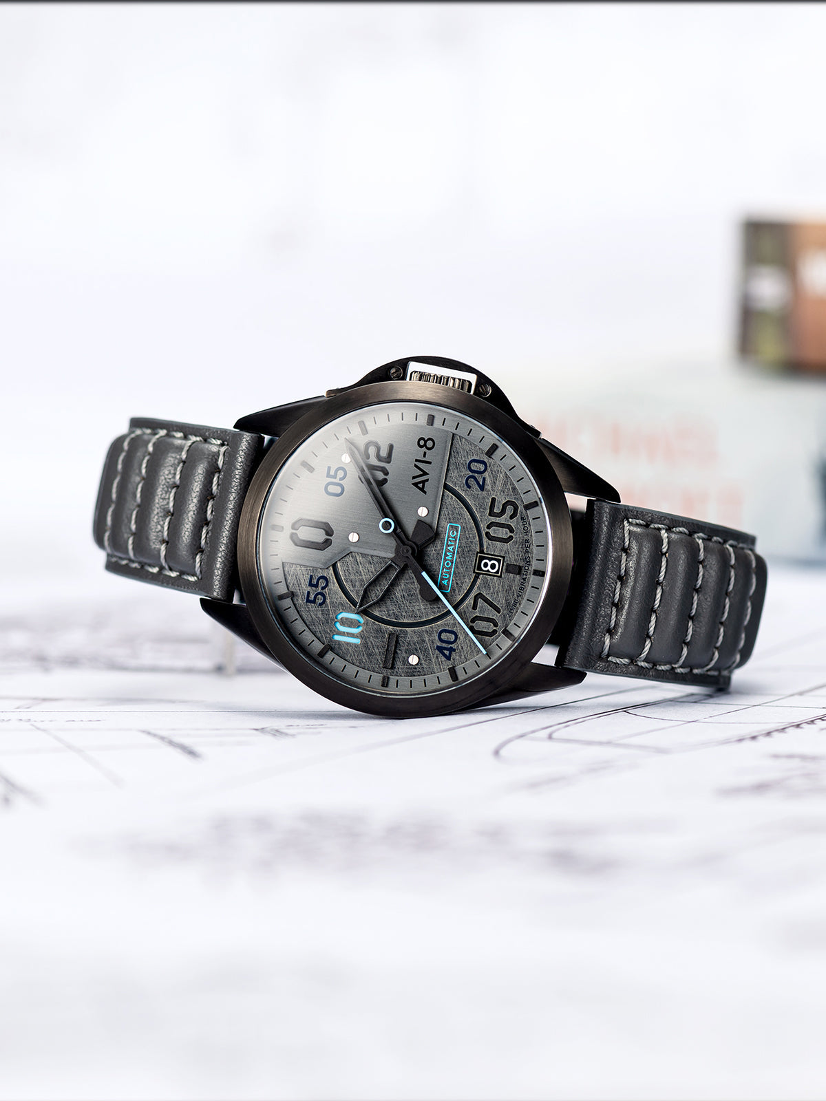 AVI-8 AVI-8 P-51 Mustang Men's Japanese Automatic Sands Point Watch AV-4086-04