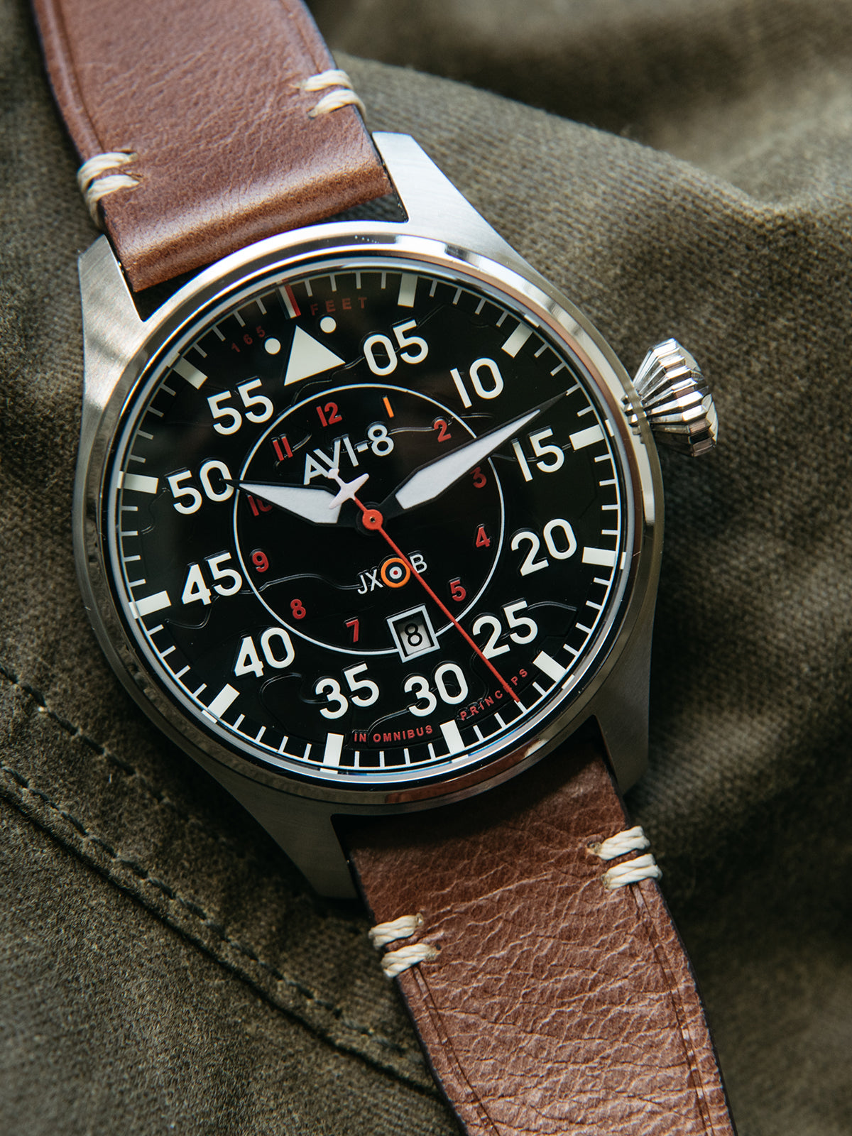 AVI-8 AVI-8 Pilot Hawker Hurricane Clowes Men's Japanese Automatic Wittering Watch AV-4097-01
