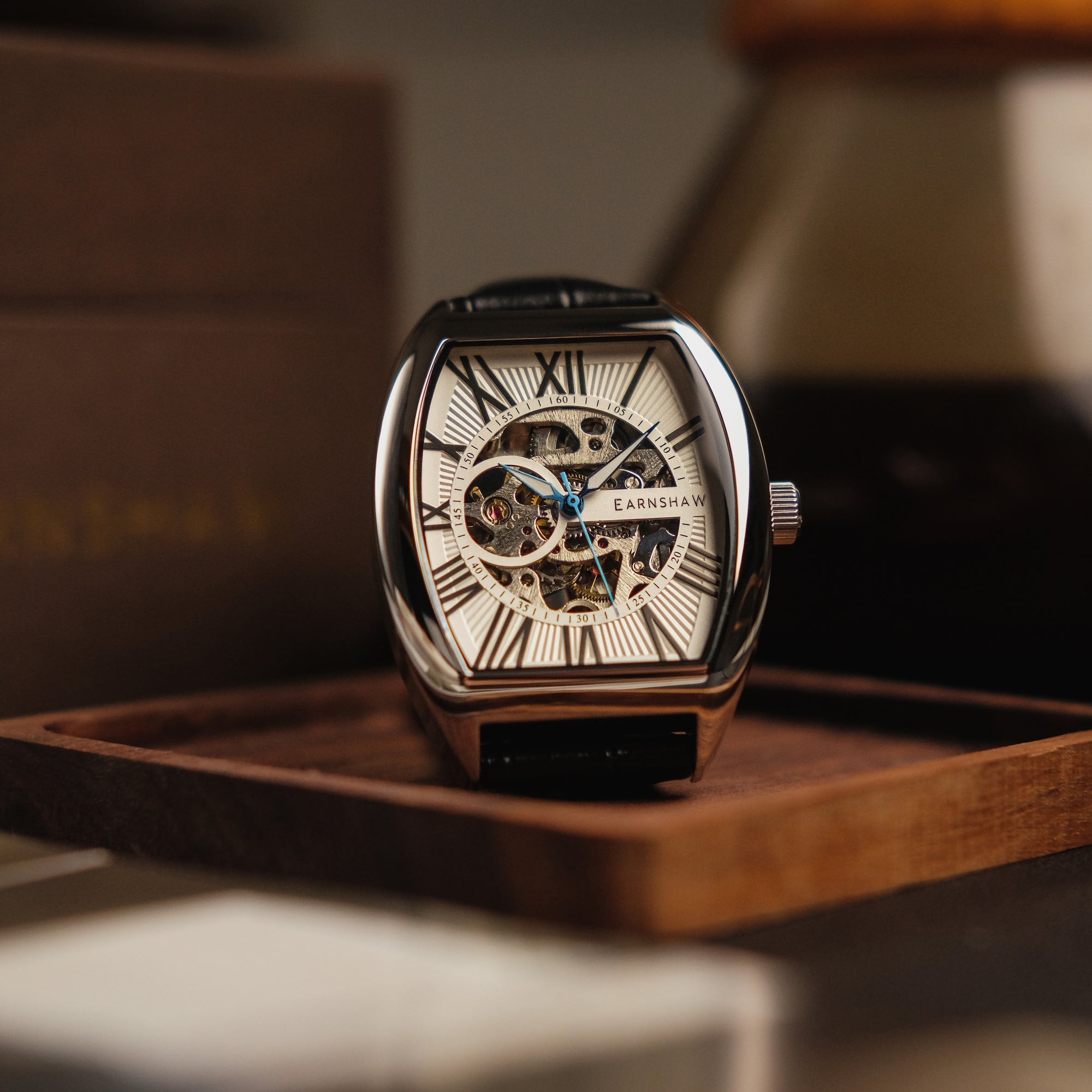 THOMAS EARNSHAW Thomas Earnshaw Beauchamp Morning Coat White Men's Watch ES-8148-07