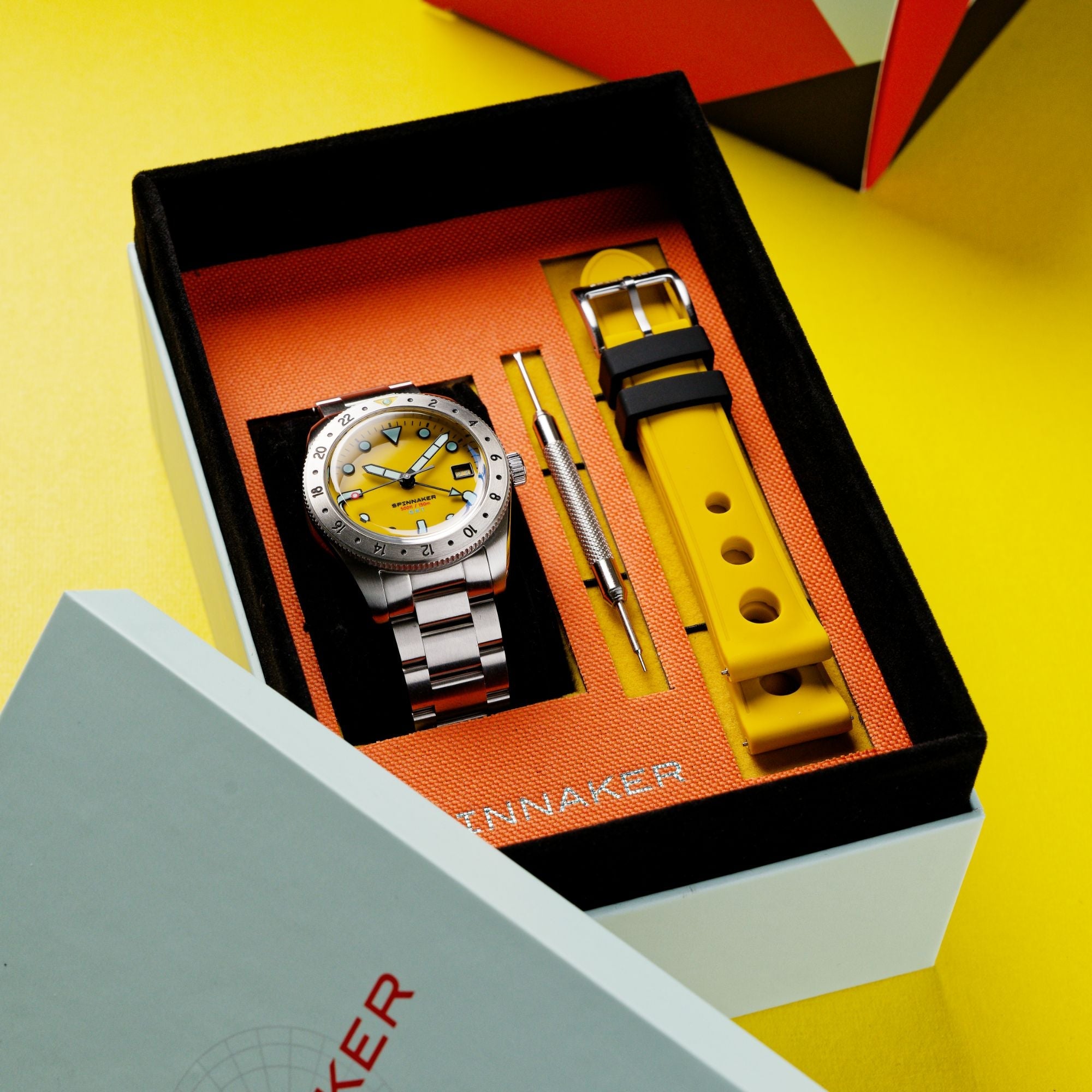 SPINNAKER Spinnaker Croft 3912 Gmt Automatic Limited Edition Dusk Yellow Men's Watch SP-5130-33